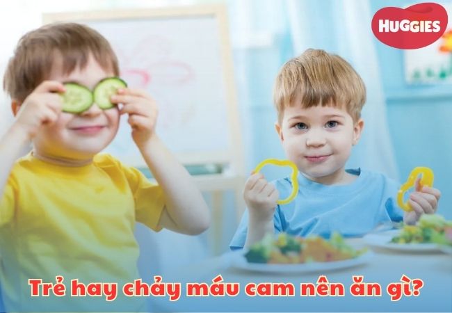 Trẻ chảy máu cam nên ăn gì?