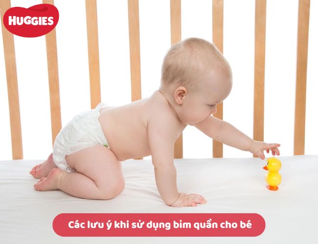 Các lưu ý khi dùng quần bỉm cho bé